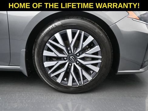 Used 2023 Nissan Altima 2.5 SV AWD/4WD image 47