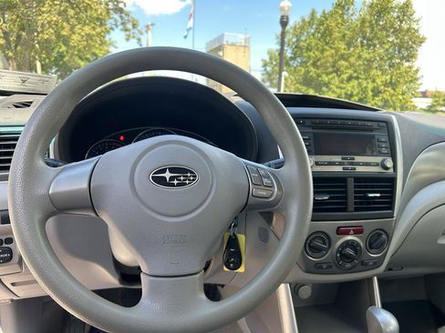 Used 2010 Subaru Forester 2.5X AWD/4WD image 7