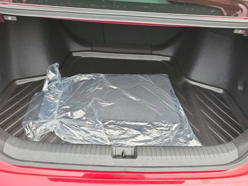 Certified 2025 Honda Accord SE image 14