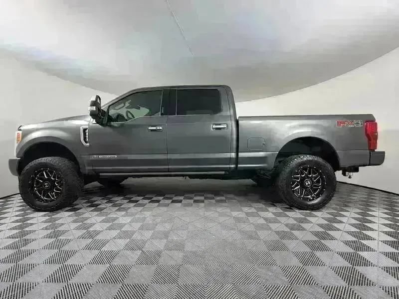 Used 2018 Ford F350 Platinum w/ Platinum Ultimate Package AWD/4WD image 14