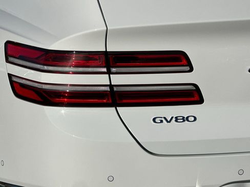 Used 2023 Genesis GV80 2.5T w/ Prestige 20" Package image 27