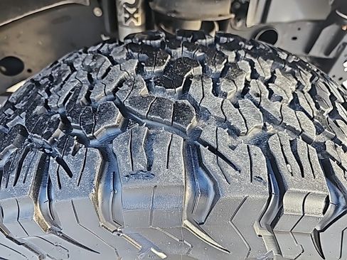 Certified 2019 Jeep Wrangler Unlimited Sport S image 5