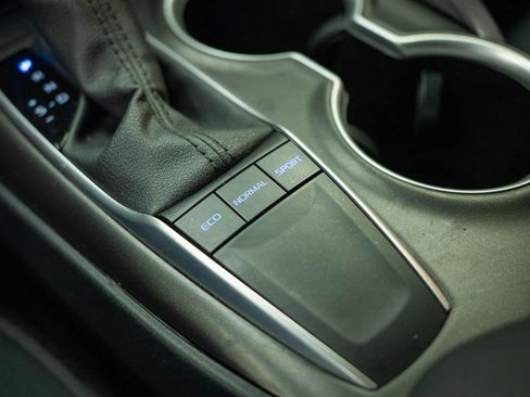 Used 2024 Toyota Camry LE image 23