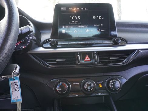 Used 2024 Kia Forte LXS image 19