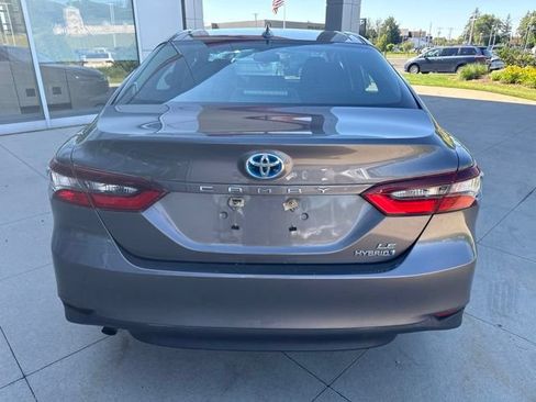 Used 2021 Toyota Camry LE w/ Audio Upgrade Package FWD image 6