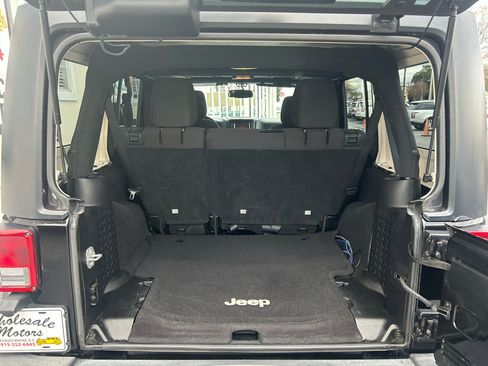 Used 2015 Jeep Wrangler Unlimited Sport w/ Quick Order Package 24S image 25