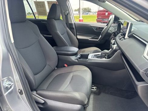 Used 2025 Toyota RAV4 LE FWD image 11