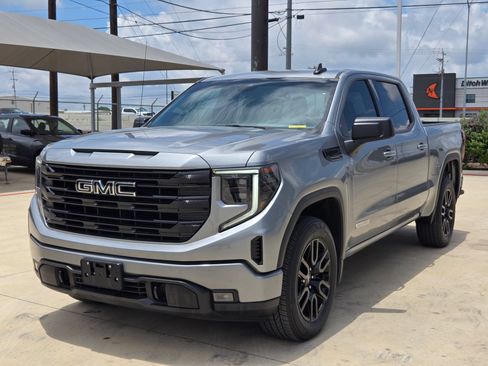 Certified 2024 GMC Sierra 1500 Elevation AWD/4WD image 3