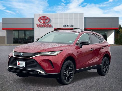 Certified 2023 Toyota Venza Nightshade image 2