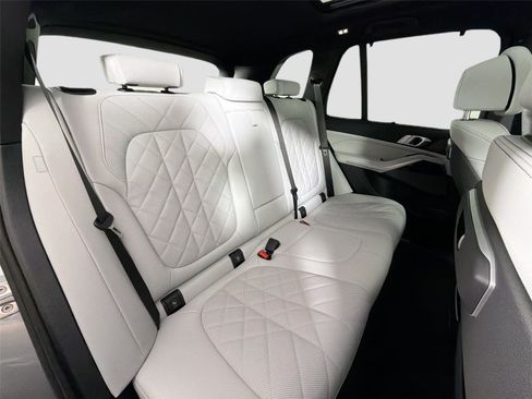 New 2026 BMW X5 xDrive40i w/ Climate Comfort Package AWD/4WD image 28