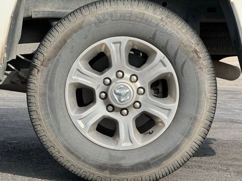 Used 2024 RAM 2500 Big Horn image 3