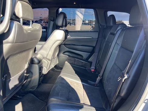 Used 2022 Jeep Grand Cherokee Laredo X image 18