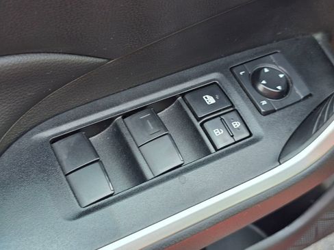 Certified 2025 Toyota RAV4 LE AWD/4WD image 19