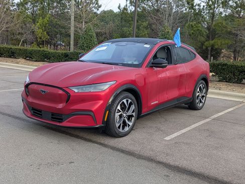 Certified 2023 Ford Mustang Mach-E Premium image 8