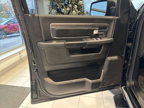 Used 2023 RAM 1500 Classic Warlock image 8