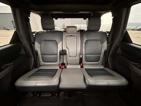 Used 2023 Ford Bronco Outer Banks image 35