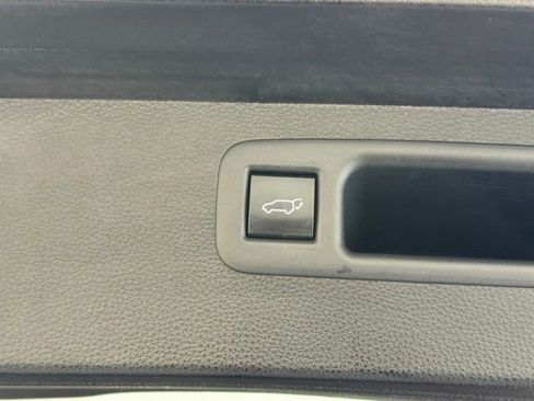 Used 2020 Toyota Highlander Limited Platinum image 5