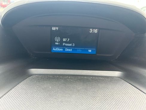 Used 2018 Ford Escape SE image 22