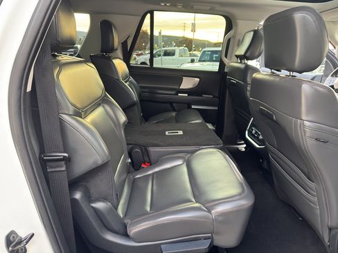 Used 2025 Ford Expedition Max Active image 31