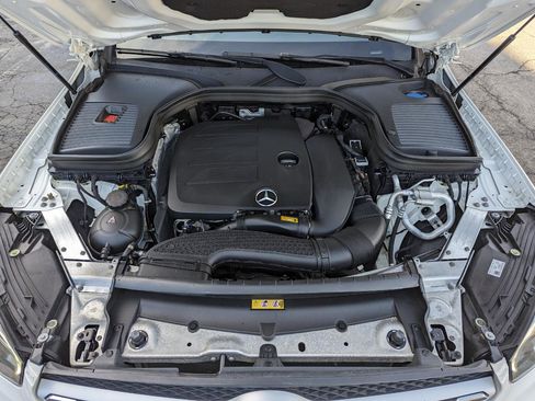 Used 2021 Mercedes-Benz GLC 300 4MATIC image 48