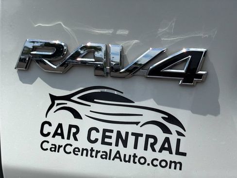 Used 2021 Toyota RAV4 XSE w/ Protection Package (TMS) AWD/4WD image 32