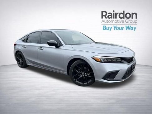 Used 2023 Honda Civic Sport image 1