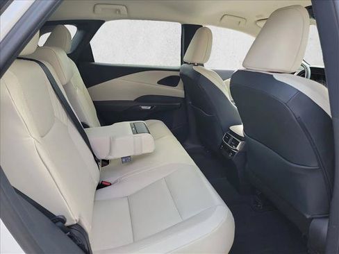 Used 2024 Lexus RX 350 FWD w/ Technology Package image 16