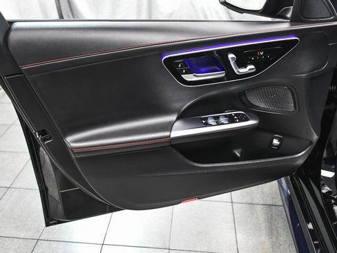 Used 2024 Mercedes-Benz C 43 AMG 4MATIC Sedan image 9