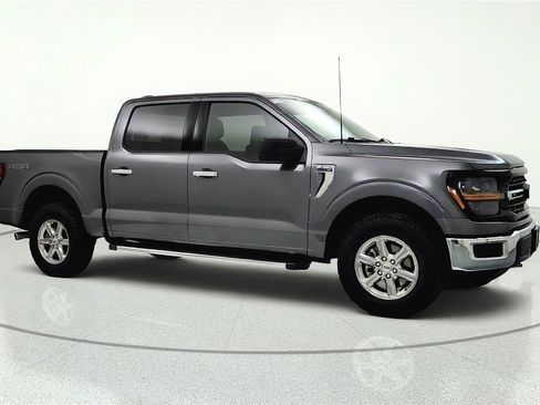Used 2025 Ford F150 XLT w/ Equipment Group 301A Standard AWD/4WD image 8