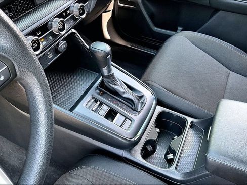 Used 2025 Honda CR-V LX image 15