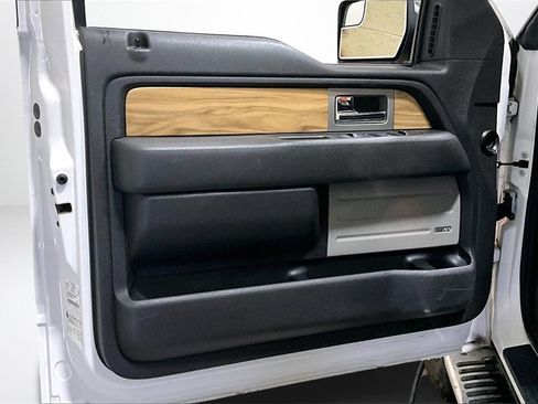 Used 2011 Ford F150 Lariat w/ Lariat Chrome Pkg image 20