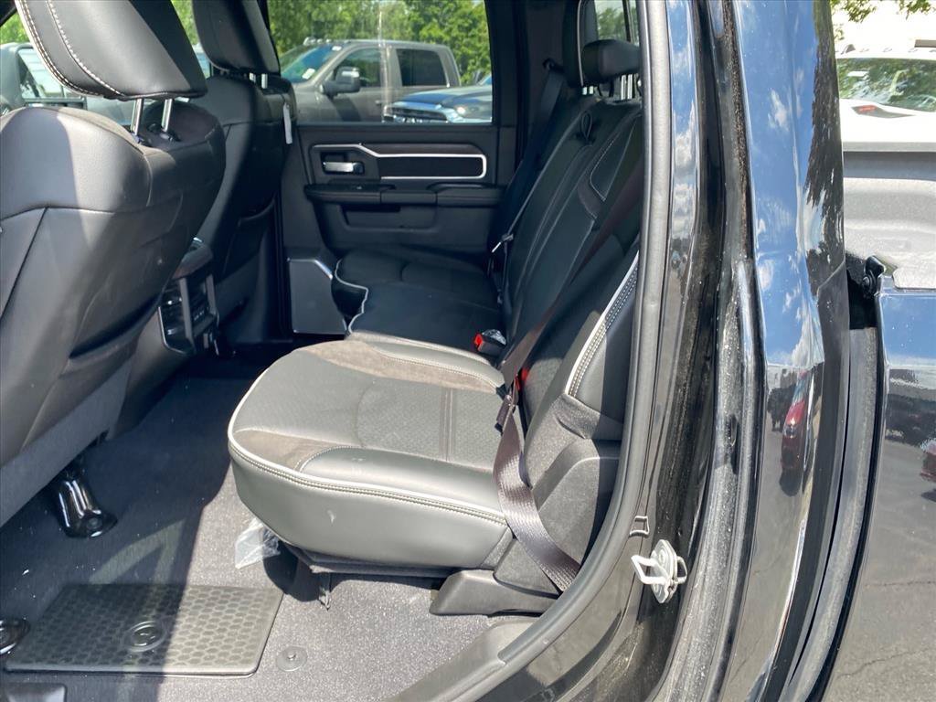 New 2026 RAM 2500 Laramie AWD/4WD image 14