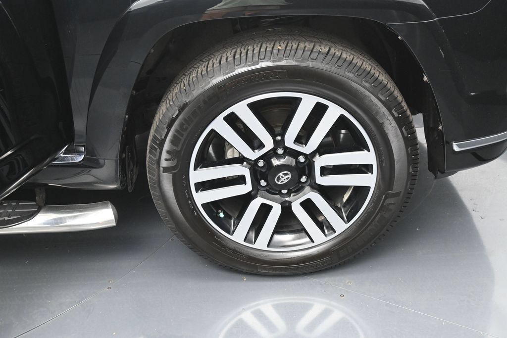 Certified 2022 Toyota 4Runner Limited AWD/4WD image 39