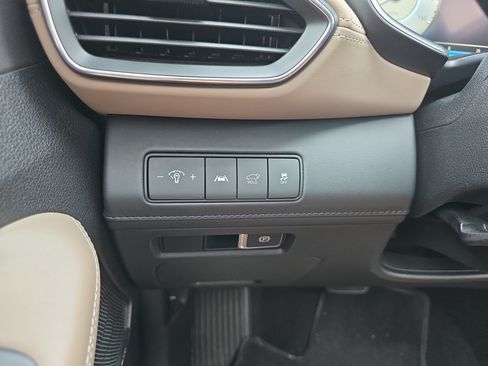 Used 2021 Hyundai Santa Fe Limited FWD image 25