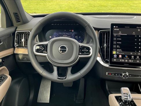 New 2026 Volvo XC90 B5 Plus image 15