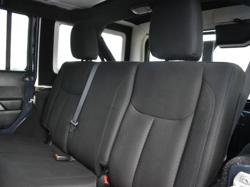 Used 2018 Jeep Wrangler Unlimited Sport S AWD/4WD image 26