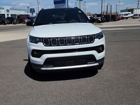 Used 2024 Jeep Compass Limited AWD/4WD image 4
