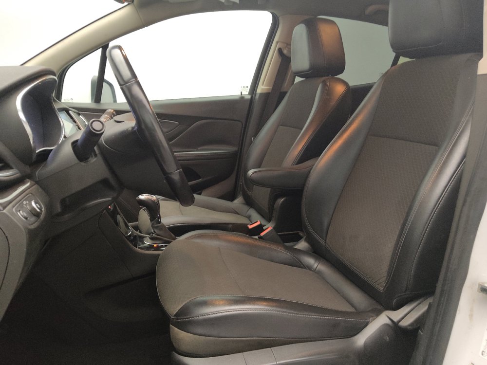 Used 2019 Buick Encore Preferred FWD image 17