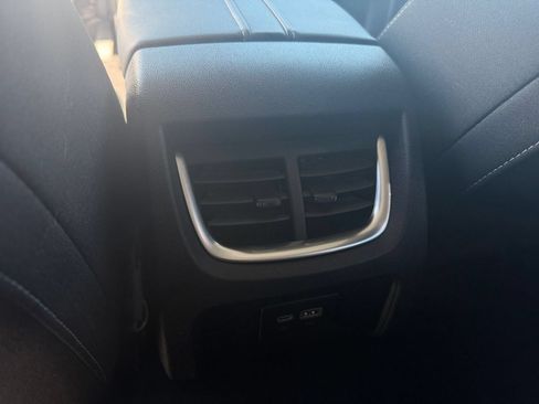 Used 2025 Chevrolet Blazer LT FWD image 23