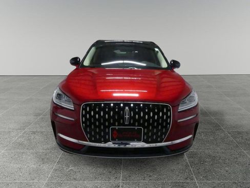 New 2025 Lincoln Corsair Reserve w/ Rear Removable Package Tray image 2