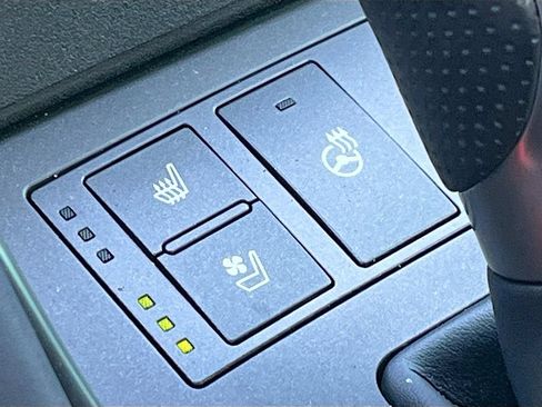 Used 2021 Lexus IS 350 F Sport w/ Navigation Package RWD image 20