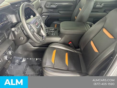 Used 2024 GMC Sierra 1500 AT4 w/ Technology Package AWD/4WD image 11