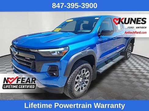 Used 2023 Chevrolet Colorado Z71 w/ Z71 Convenience Package 2 AWD/4WD image 3