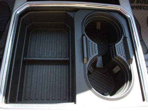 Used 2022 Ford F350 Lariat w/ Camper Package image 24