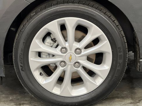 Used 2021 Chevrolet Spark LT image 35