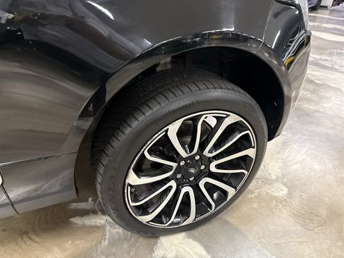 Used 2015 Land Rover Range Rover HSE AWD/4WD image 8