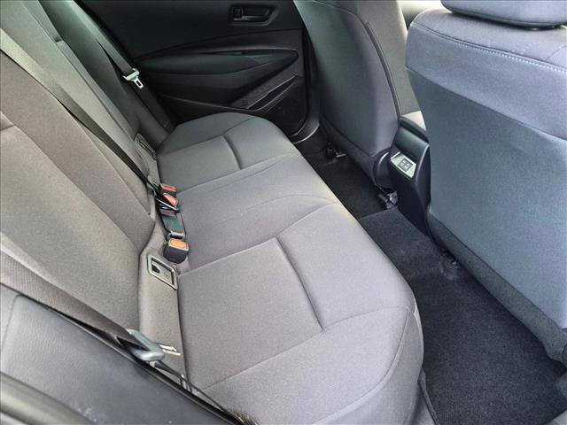 Used 2025 Toyota Corolla LE FWD image 17