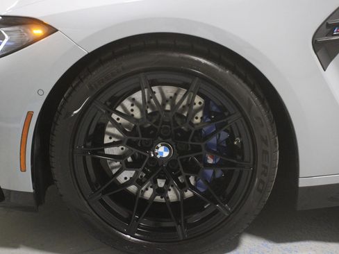 Used 2021 BMW M4 Competition w/ M Carbon Exterior Package RWD image 32