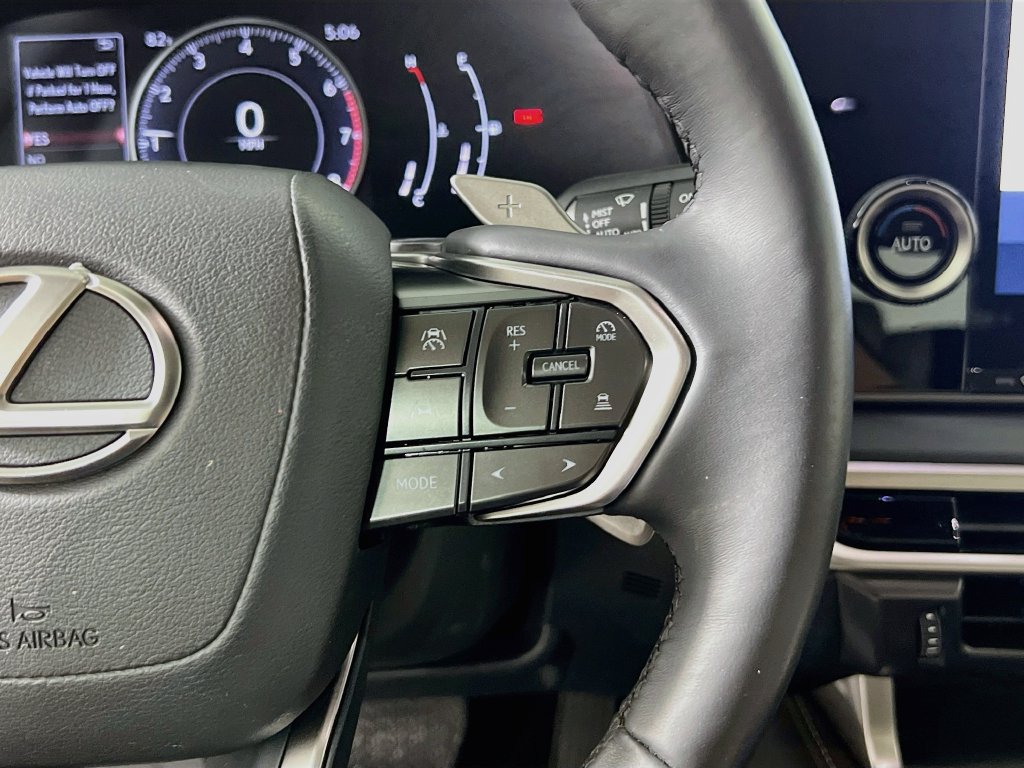 Used 2024 Lexus RX 350 FWD w/ Technology Package image 17