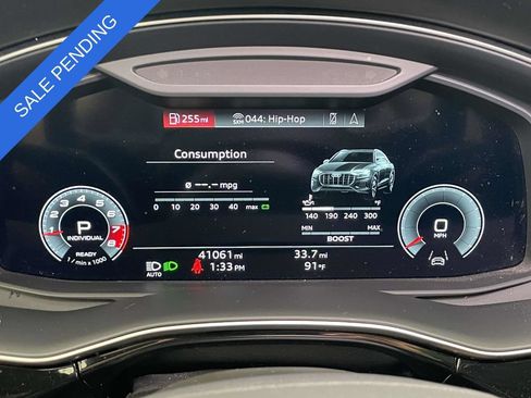 Used 2021 Audi SQ8 Prestige AWD/4WD image 40